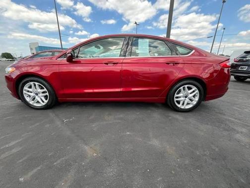 2015 Ford Fusion SE