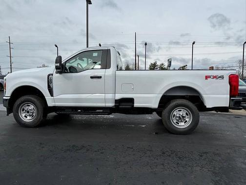 2025 Ford F-250 XL