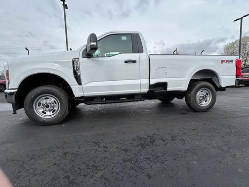 2025 Ford F-250 XL