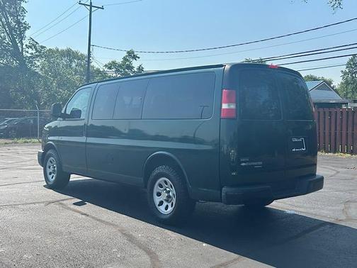2011 Chevrolet Express 1500 LS