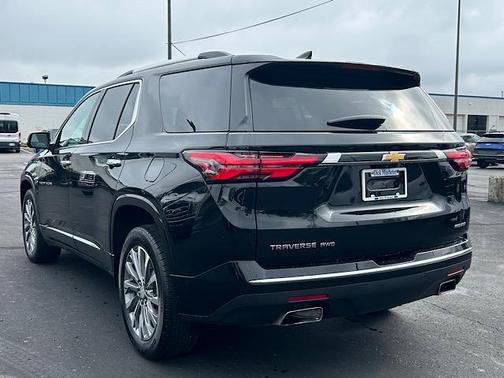 2023 Chevrolet Traverse Premier