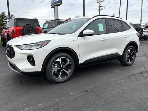 2025 Ford Escape ST-Line Select