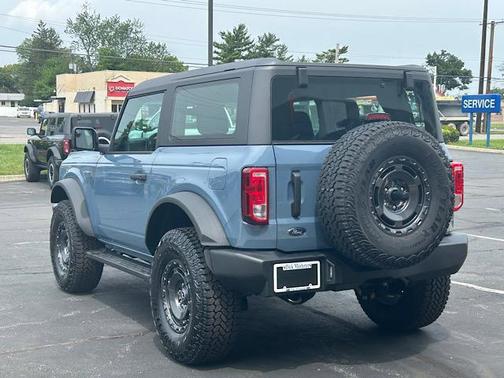 2025 Ford Bronco Base 2 Door 4x4