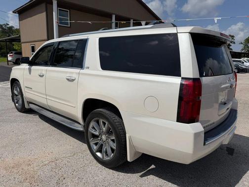 White 2015 Chevrolet Suburban 1500 LTZ