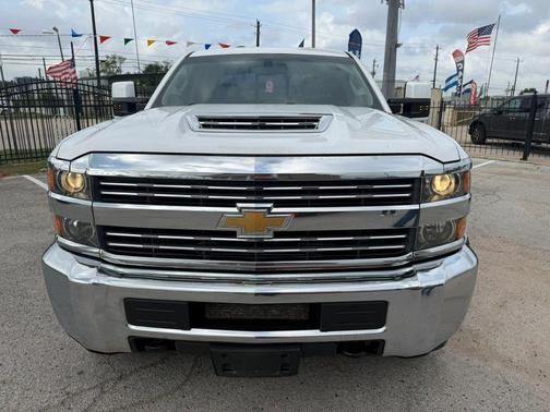 Summit White 2017 Chevrolet Silverado 2500 WT