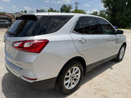 Silver Ice Metallic 2020 Chevrolet Equinox 1LT