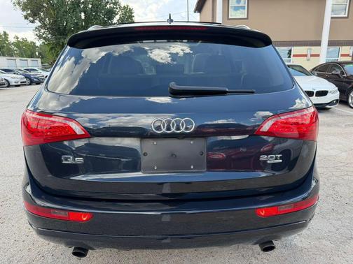 Moonlight Blue Metallic 2012 Audi Q5 2.0T Premium Plus