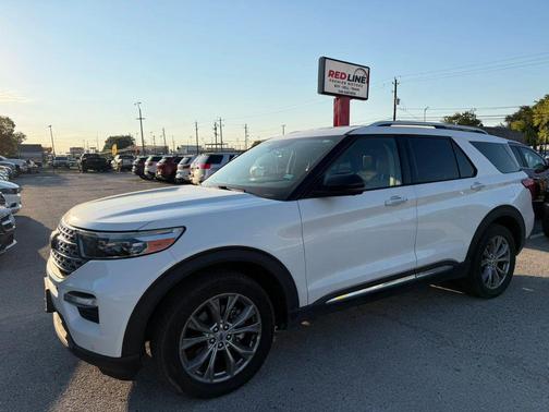 White 2020 Ford Explorer Limited