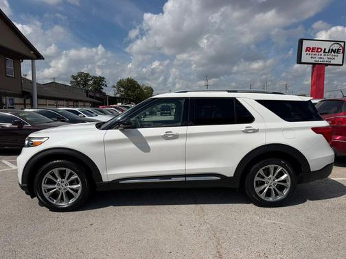 White 2020 Ford Explorer Limited