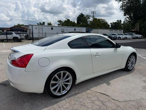 Ivory Pearl 2008 INFINITI G37 Journey