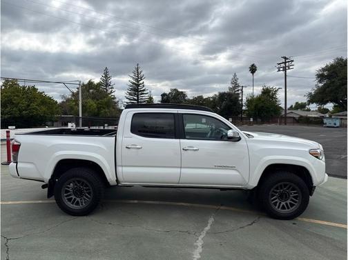 2016 Toyota Tacoma Limited