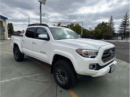 2016 Toyota Tacoma Limited