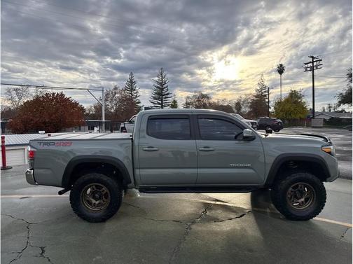 2023 Toyota Tacoma TRD Off Road