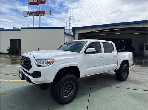 White 2022 Toyota Tacoma SR
