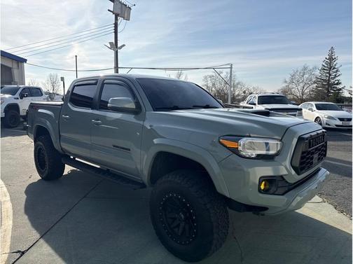 2023 Toyota Tacoma TRD Sport
