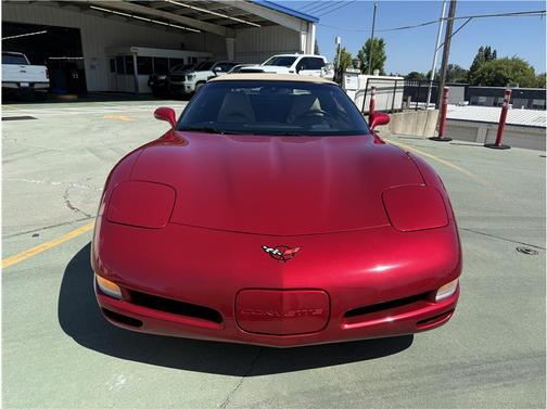 Burgundy 2002 Chevrolet Corvette Base