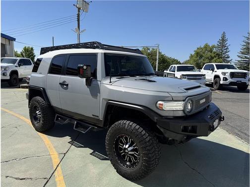 Gray 2014 Toyota FJ Cruiser Base