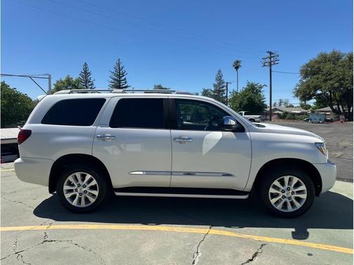 White 2019 Toyota Sequoia Platinum