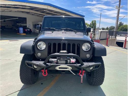 2017 Jeep Wrangler Sport