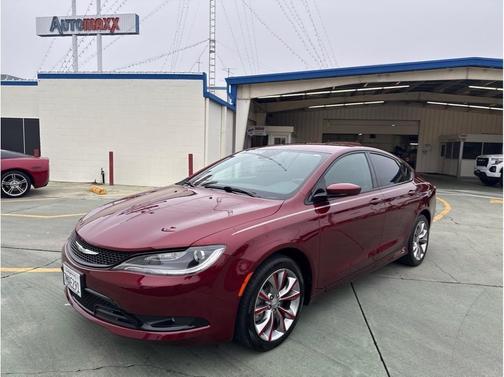 2015 Chrysler 200 S