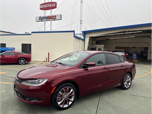 2015 Chrysler 200 S