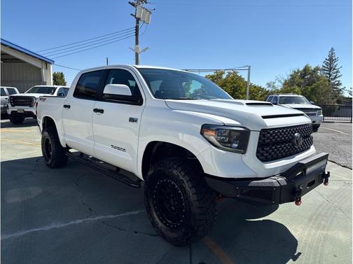 2020 Toyota Tundra SR5