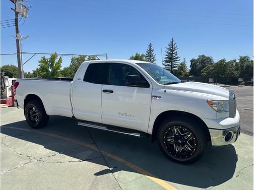 White 2007 Toyota Tundra SR5 5.7L V8