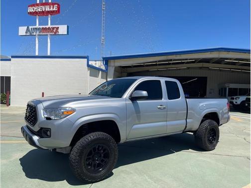 2023 Toyota Tacoma SR