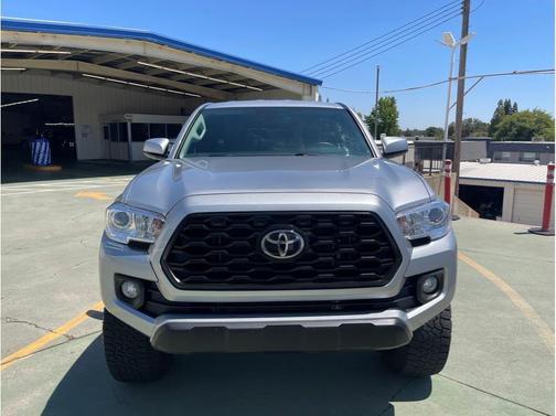 2023 Toyota Tacoma SR