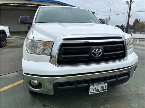 2011 Toyota Tundra Grade