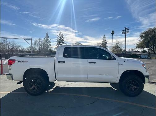 2010 Toyota Tundra Grade