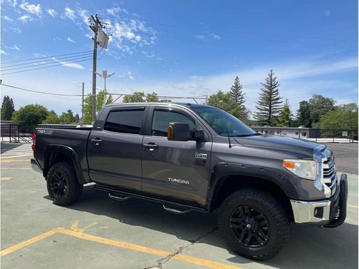 2017 Toyota Tundra TRD OFF-ROAD