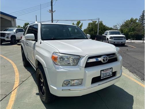 2013 Toyota 4Runner SR5 Sport