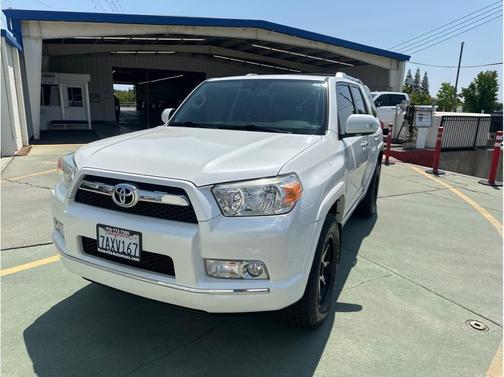 2013 Toyota 4Runner SR5 Sport