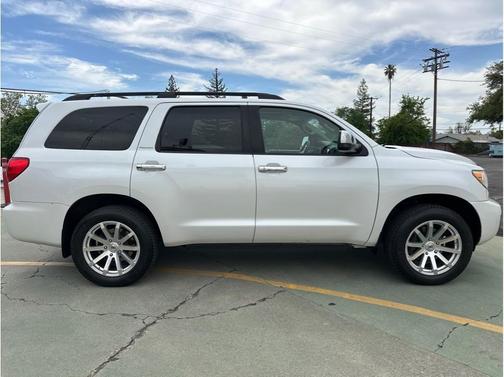 2008 Toyota Sequoia Platinum