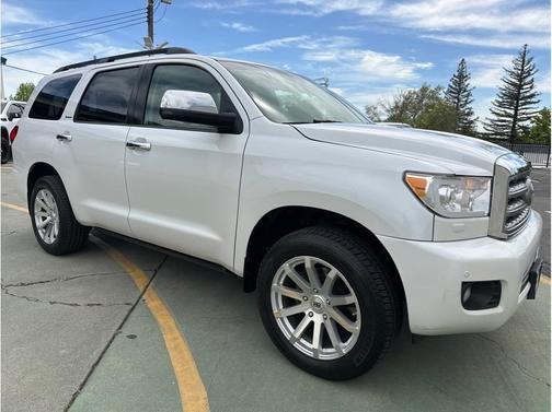 2008 Toyota Sequoia Platinum