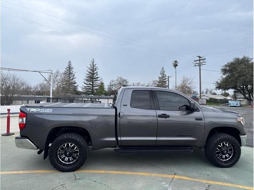 2020 Toyota Tundra TRD OFF-ROAD