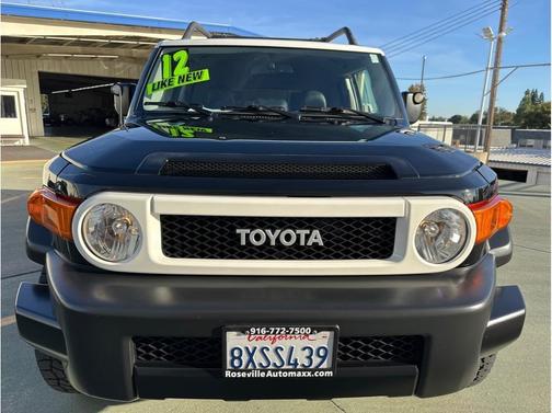 2012 Toyota FJ Cruiser Base