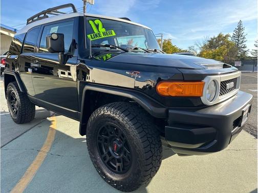 2012 Toyota FJ Cruiser Base