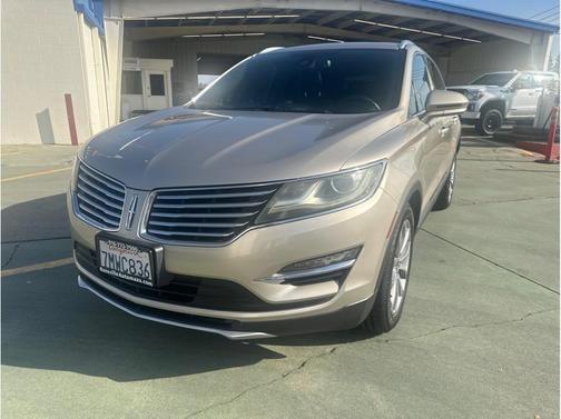 2015 Lincoln MKC Base