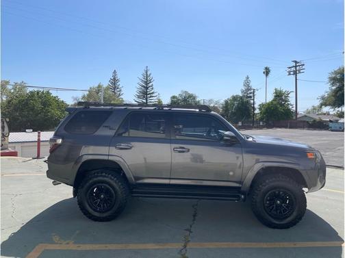 2017 Toyota 4Runner Sport