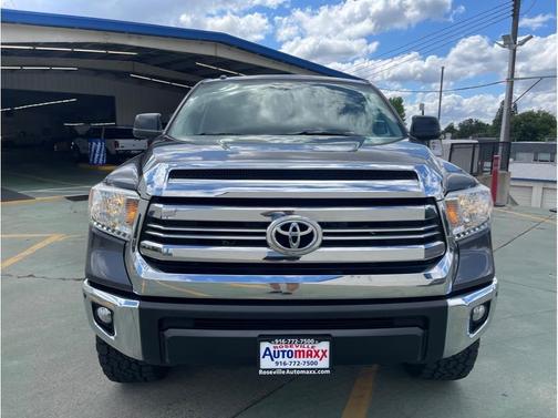 2017 Toyota Tundra SR5