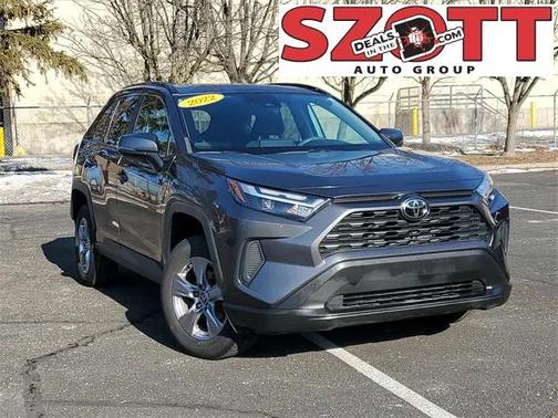2022 Toyota RAV4 XLE
