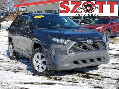 2020 Toyota RAV4 LE