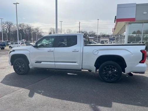 2024 Toyota Tundra Platinum