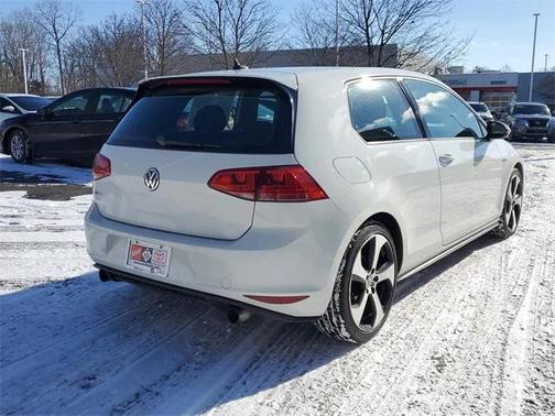 2016 Volkswagen Golf GTI 2.0T S 4-Door
