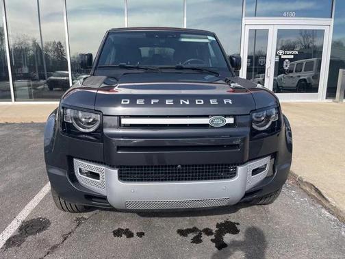 2024 Land Rover Defender 110 P400 S