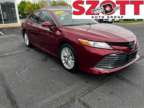 Ruby Flare Pearl 2020 Toyota Camry Hybrid XLE