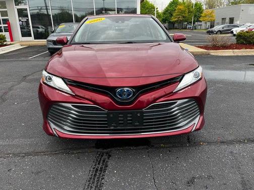 Ruby Flare Pearl 2020 Toyota Camry Hybrid XLE