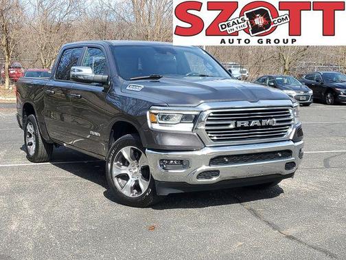 Granite Crystal Metallic Clearcoat 2023 RAM 1500 Laramie